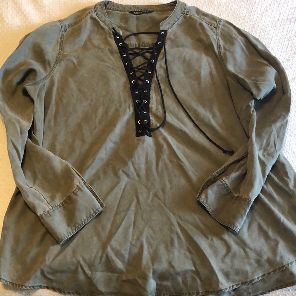 Express shirt
